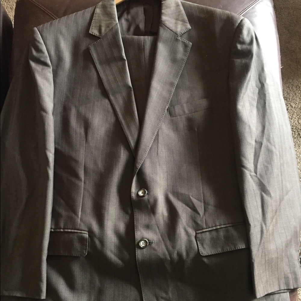 Men’s Legendary American Tailor suit